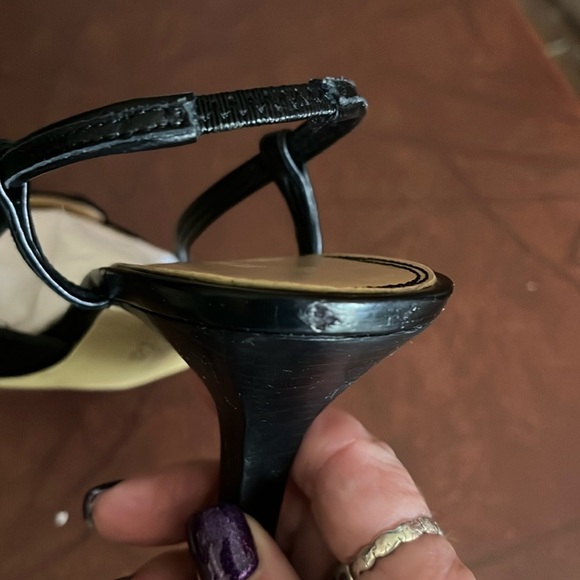 Anne Klein iflex Margy Black Leather Slingblack Pointed Toe Pumps - Picture 16 of 16